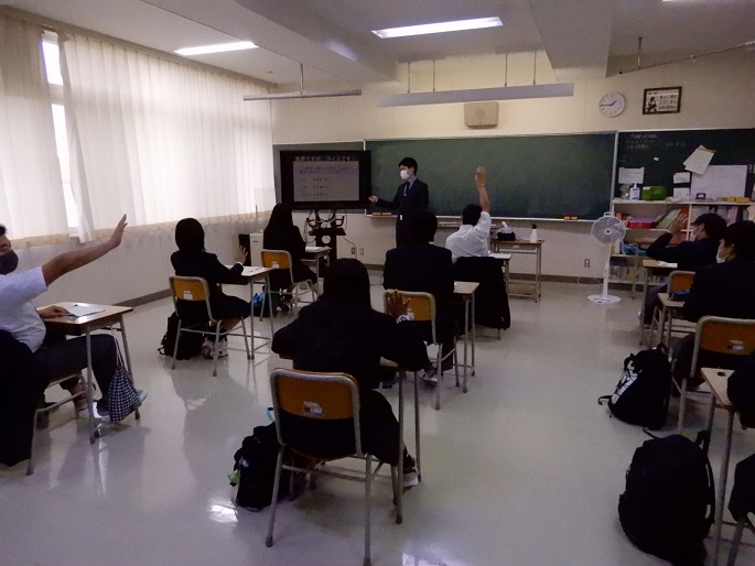 令和4年10月6日に北海道ニセコ高等学校で「財政教育プログラム」を実施しました：小樽出張所