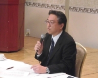 杉山智行氏が話している様子