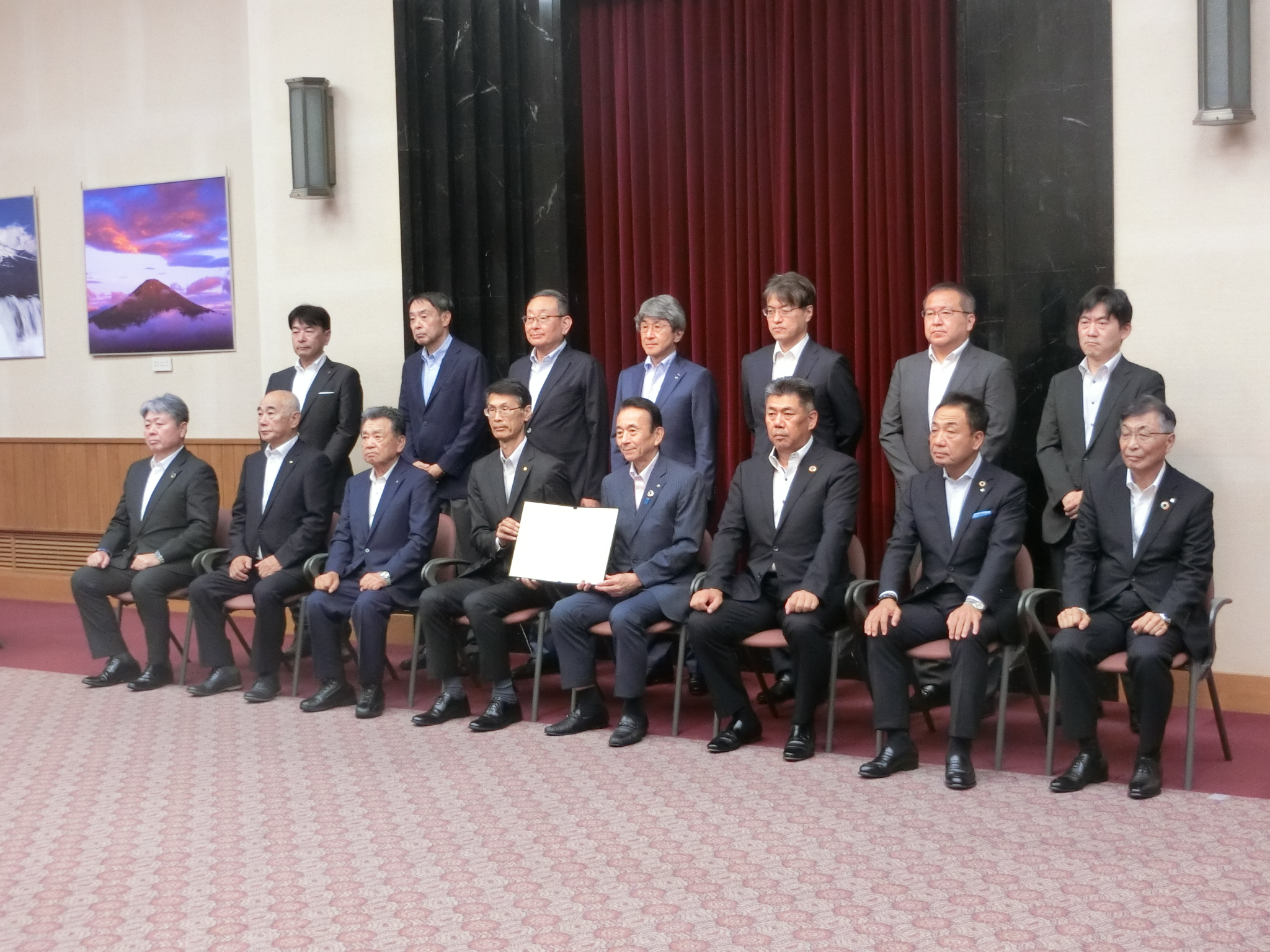 共同宣言式の様子